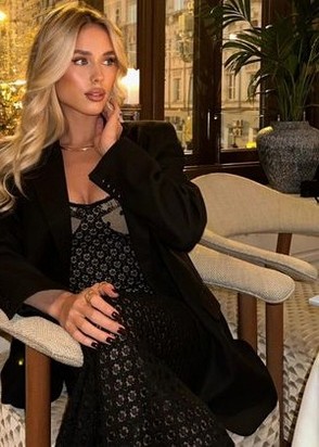 Настя (21), Фрунзенская, 8,000 ₽ час, Окончание на лицо, Фетиш, тел +7(902)352-50-92