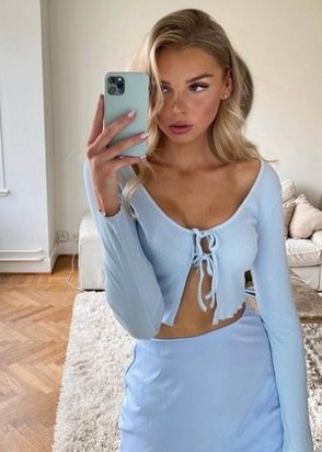 Тина (23), Шаболовская, 10,000 ₽ час, Минет в презервативе, Минет без резинки, тел +7(904)819-28-74