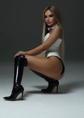 Дарья (22), Технопарк, 10,000 ₽ час, Секс классический, Окончание на лицо, тел +7(987)820-42-49