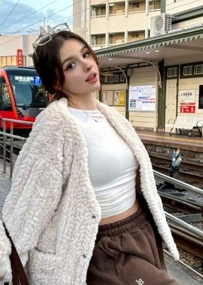 САШУЛЯ (19), Калитники, 10,000 ₽ час, Золотой дождь мне (даме), Фистинг классический, тел +7(989)895-17-24