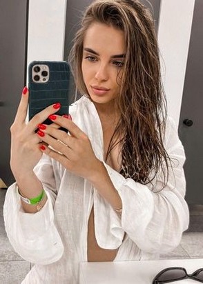 Лина (19), No phrase key specified, Окончание на лицо, Стриптиз не профи, тел +7(938)375-26-28