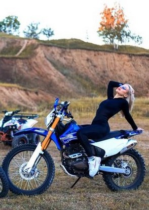 Дарлин (22), Смоленская, 30,000 ₽ час, Куннилингус, Легкая доминация, тел +7(999)689-02-45