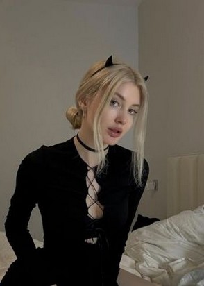 ЛАРИСА (26), Студенческая, 3,500 ₽ час, Массаж профессиональный, Массаж расслабляющий, тел +7(918)289-47-10