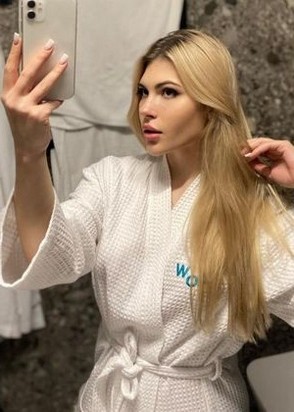 Гузель (20), Алексеевская, 8,000 ₽ час, Окончание на лицо, Легкая доминация, тел +7(927)643-36-46