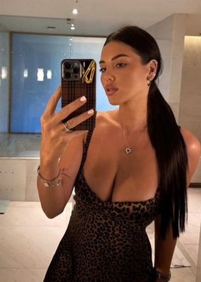 Иришка (26), Университет, 8,000 ₽ час, Услуги семейной паре, Окончание на лицо, тел +7(989)612-30-71