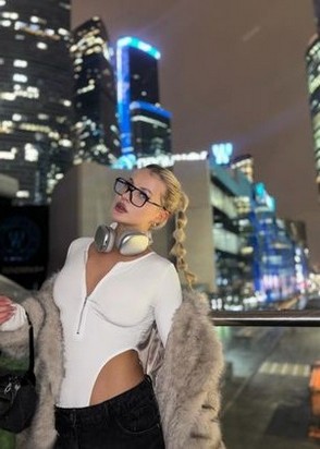 Диана (19), Сокол, 20,000 ₽ час, Куннилингус, Массаж эротический, тел +7(988)746-60-05