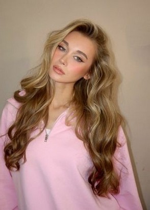 Элина (22), No phrase key specified, 10,000 ₽ час, Окончание на грудь, Стриптиз не профи, тел +7(991)143-27-54