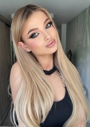 Виолетта (21), Шаболовская, 10,000 ₽ час, Секс классический, Массаж классический, тел +7(902)840-19-85