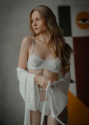 Аллочка (21), Тимирязевская, 8,000 ₽ час, Секс классический, Окончание на лицо, тел +7(928)056-61-95