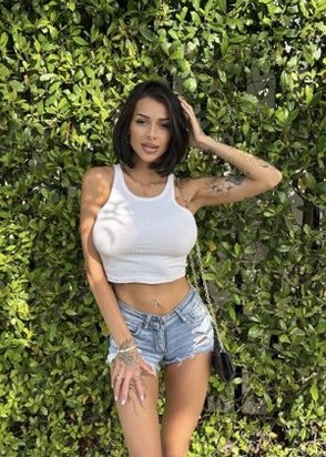 Анюта (21), Ясенево, Массаж профессиональный, Массаж эротический, тел +7(988)648-10-76