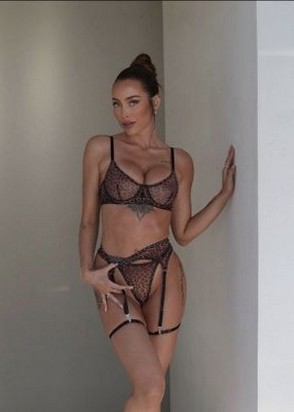 Снежана (20), Отрадное, Минет глубокий, Окончание на лицо, тел +7(952)105-69-48