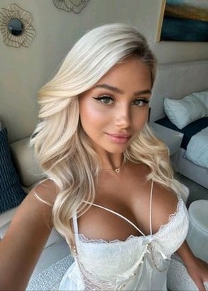 Жасмин (24), Чеховская, 10,000 ₽ час, Окончание на грудь, Массаж расслабляющий, тел +7(999)974-86-75