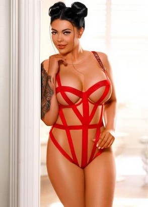 Алиса (26), Каширская, 10,000 ₽ час, Страпон, Госпожа, тел +7(988)589-13-58