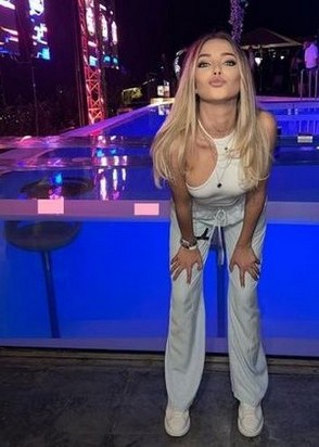 Жанна (20), Шаболовская, 10,000 ₽ час, Стриптиз не профи, Массаж расслабляющий, тел +7(991)095-59-02