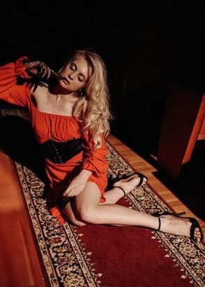 Жанна (31), No phrase key specified, 8,000 ₽ час, Стриптиз не профи, Трамплинг, тел +7(904)579-03-73