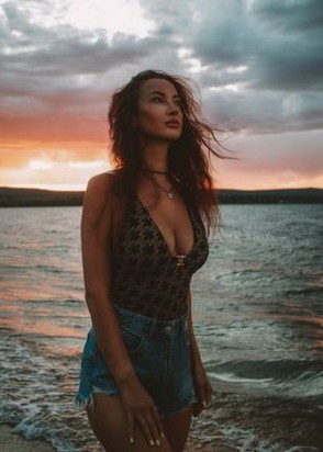 Арина (23), Смоленская, 6,000 ₽ час, Секс групповой, Минет глубокий, тел +7(901)726-41-97