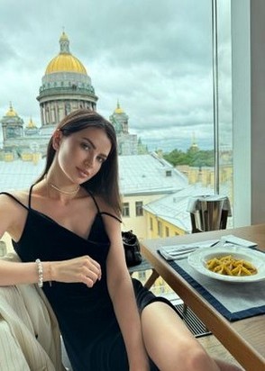 Дарина (24), Кантемировская, 6,000 ₽ час, Окончание в рот, Массаж эротический, тел +7(951)780-87-35