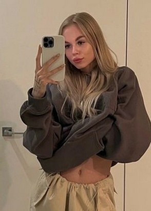 Лена (27), No phrase key specified, 8,000 ₽ час, Минет без резинки, Минет глубокий, тел +7(937)651-56-62