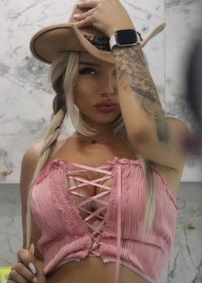 Рита (25), Чкаловская, 10,000 ₽ час, Секс классический, Страпон, тел +7(952)470-91-83