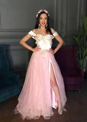 азиза (24), No phrase key specified, 8,000 ₽ час, Минет в презервативе, Окончание на лицо, тел +7(987)864-26-71