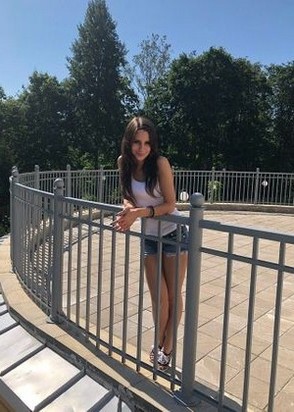 Лиза (25), No phrase key specified, 2,000 ₽ час, Минет в презервативе, Массаж эротический, тел +7(995)759-20-49