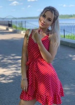 СНЕЖАНА (23), Академический, 7,000 ₽ час, Минет в презервативе, Легкая доминация, тел +7(987)604-84-38