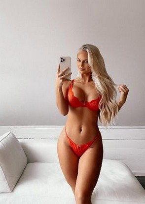 Аня (25), Технопарк, 5,000 ₽ час, Окончание на грудь, Массаж расслабляющий, тел +7(938)342-13-17