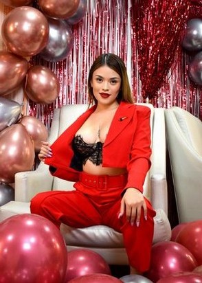 Юля (22), Китай-город, 5,000 ₽ час, Окончание на грудь, Массаж расслабляющий, тел +7(931)561-72-39