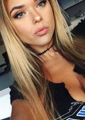 Эстель (24), Чертановская, 10,000 ₽ час, Минет в презервативе, Массаж профессиональный, тел +7(921)406-93-07