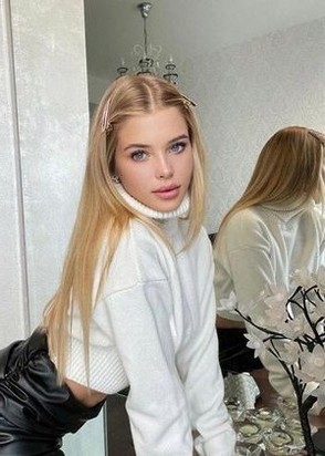 Вероника (22), Щукинская, 10,000 ₽ час, Минет глубокий, Страпон, тел +7(999)068-46-52