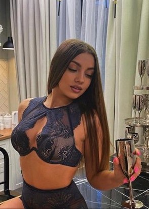 Кристина (21), Новокосино, 7,000 ₽ час, Минет без резинки, Фото/видео съемка (доп.), тел +7(902)489-02-63