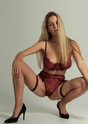 Кристина (25), No phrase key specified, 10,000 ₽ час, Массаж эротический, Золотой дождь вам (мужчине), тел +7(978)194-48-59