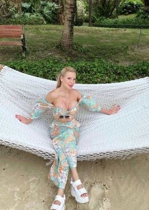 Альбина (24), No phrase key specified, 2,000 ₽ час, Минет без резинки, Массаж расслабляющий, тел +7(999)968-78-94