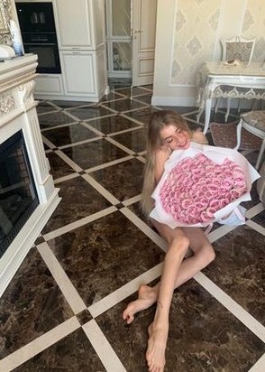 Арина (28), No phrase key specified, 14,000 ₽ час, Минет без резинки, Окончание на грудь, тел +7(904)573-65-42